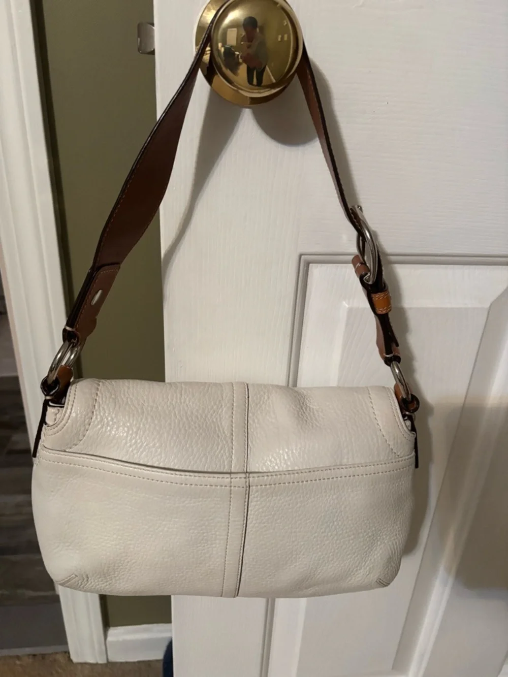 Coach Y2K Classic SOHO Cream Shoulder Bag with Tan Leather Trim - Picture 3 of 11